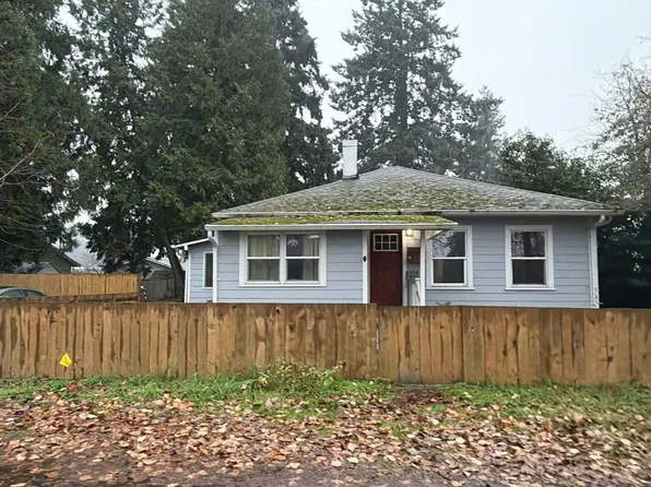 5808 SE Hill St, Milwaukie, OR 97222