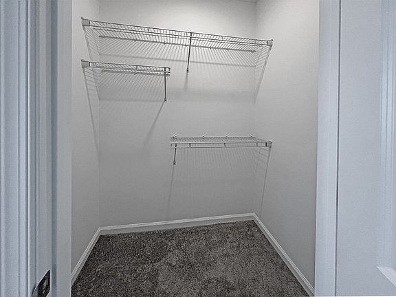 5th image of 2966 Linden St #101