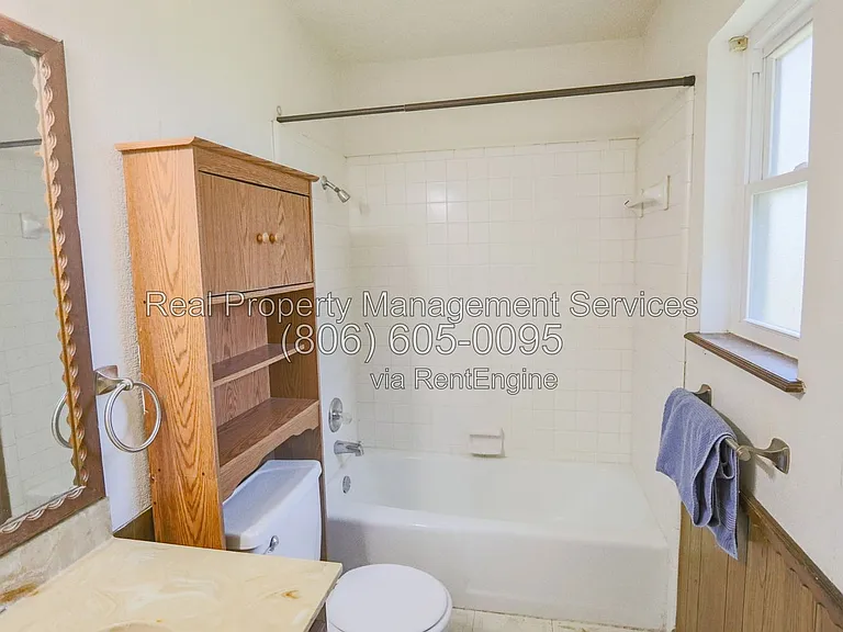 2318 81st St — Photo 9