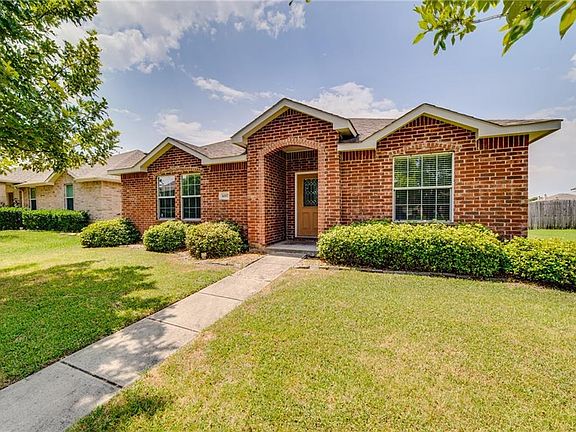 3rd image of 3007 Meadow Bluff Dr