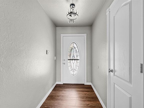 3rd image of 5309 SW Ashbrook Ave