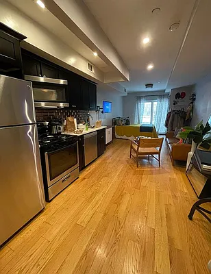 Rented by Skyhigh Realty NYC LLC | media 11