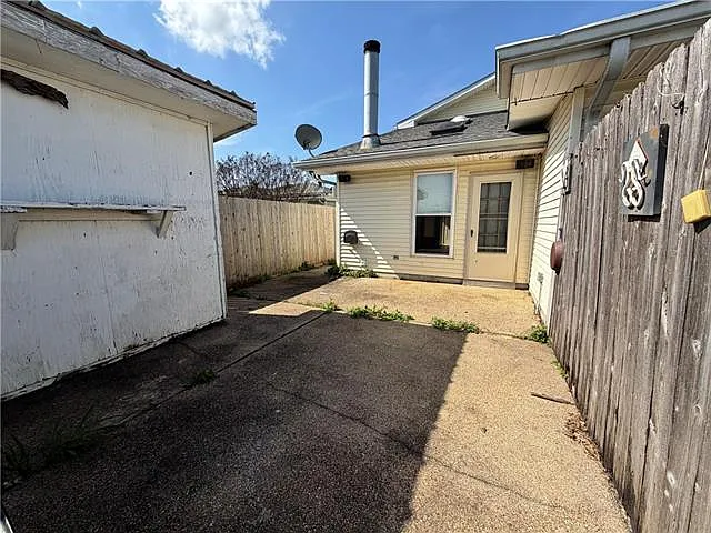 2804 Salem St — Photo 13