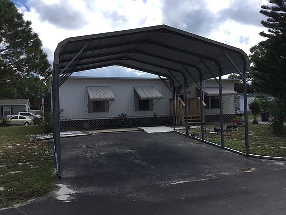 4th image of 4835 Mistletoe Ln