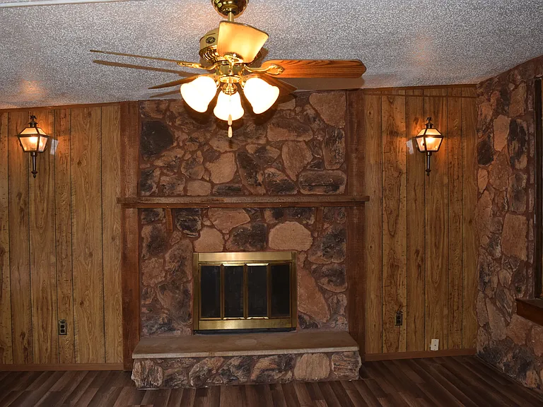 5200 Alaska Ave — Photo 24