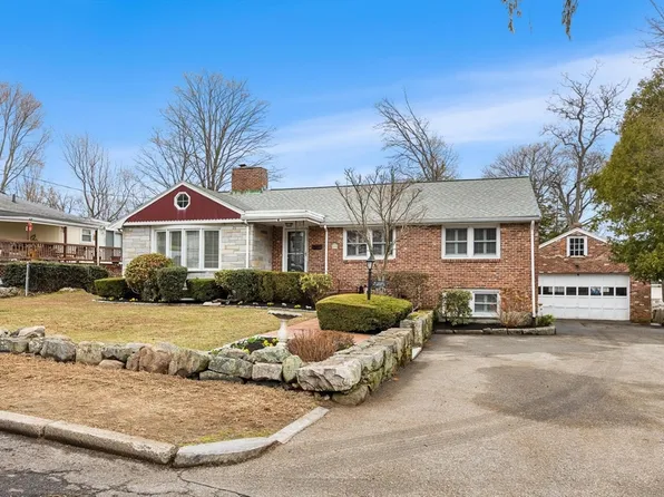 60 Lakeview Ave, Waltham, MA 02451