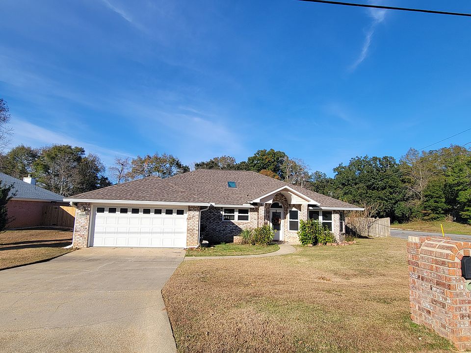 1st image of 724 Meadowview Ln