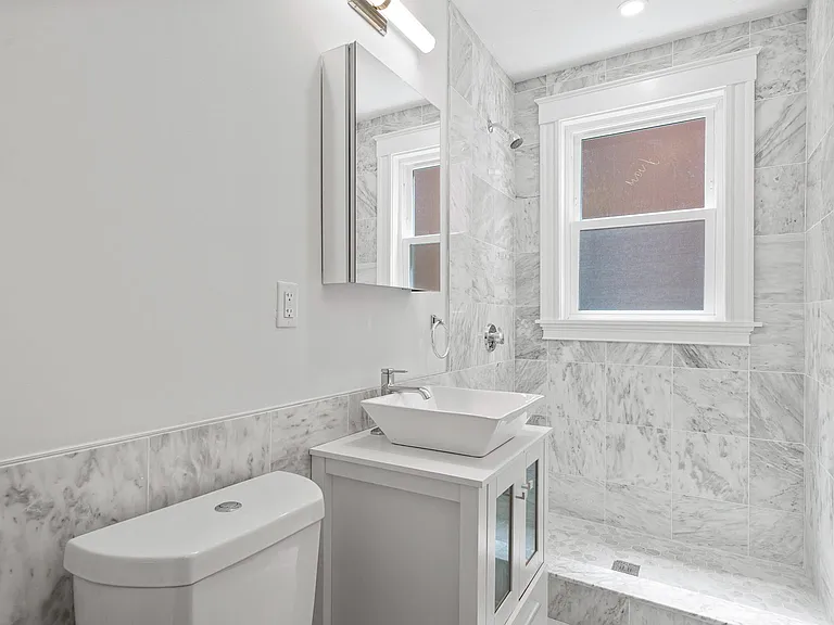 68 Bakersfield St #1 — Photo 9