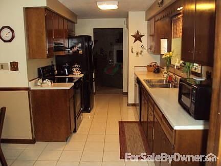 4th image of 2240 Berrycreek Dr