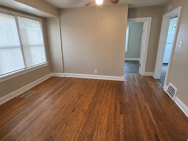 3604 E 12th St #3604 — Photo 5