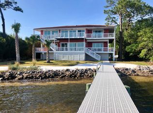 1303 Soundview Trl, Gulf Breeze, FL 32561
