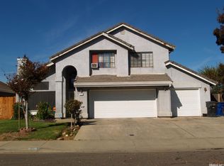 513 Berlin Way, Patterson, CA 95363