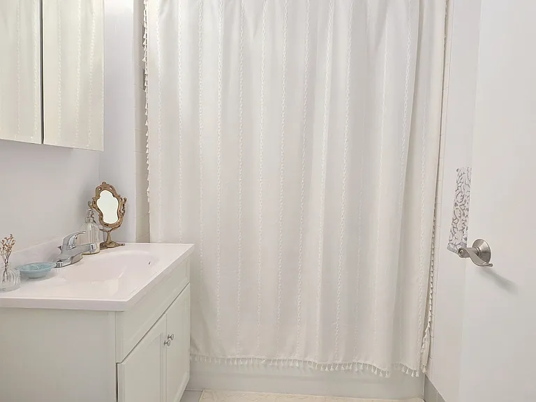 225 8th Ave #6G — Photo 6