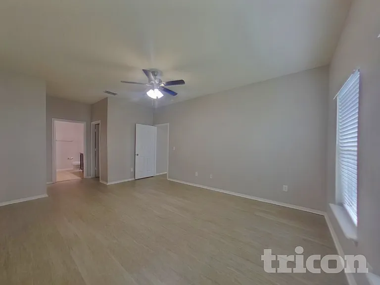 229 Giovani Blvd — Photo 7