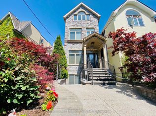 329 Lippincott St, Toronto, ON M5S 2P6