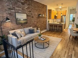 270 E 10th St #1, New York, NY 10009