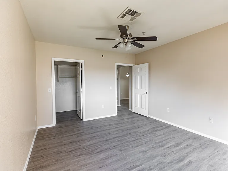 1295 N Ash St #1026 — Photo 10