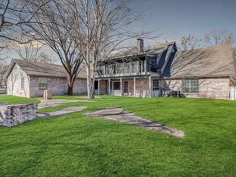2607 Lonnie Ln — Photo 60