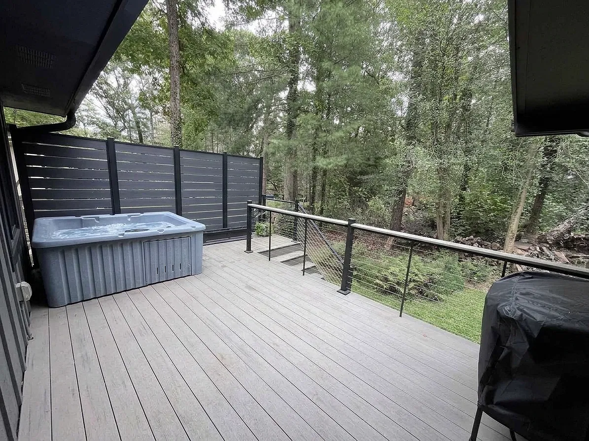 3 bed, 1276 sqft, $3,200 — Photo 3