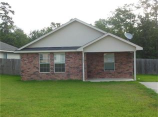 8828 E Buffalo Cir, Willis, TX 77378