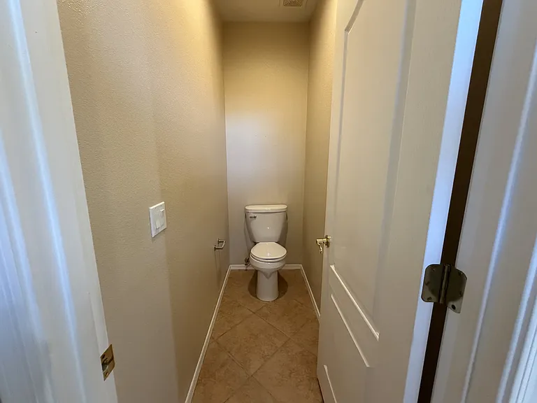 2460 Topanga Dr — Photo 14