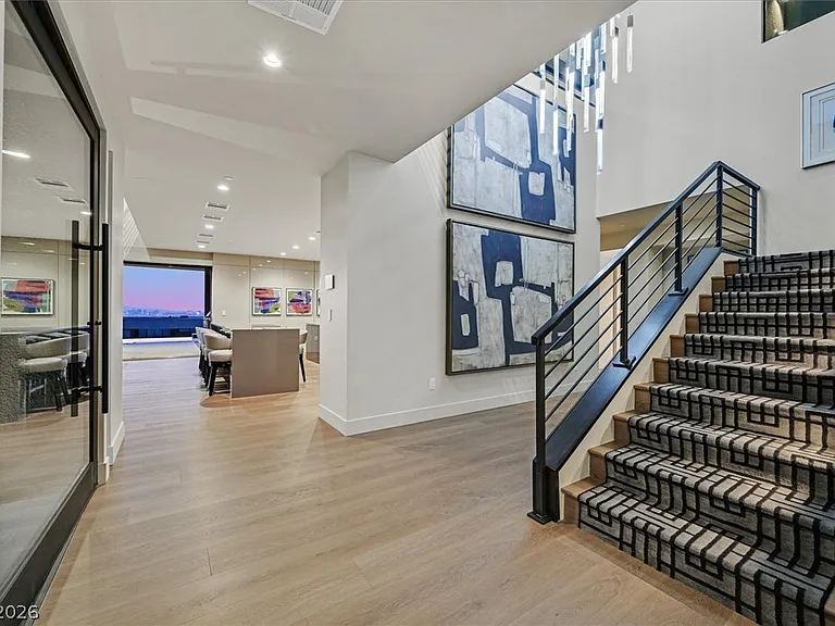 807 Magnum Cliff Ct — Photo 38