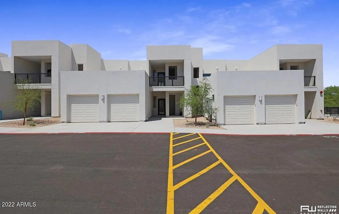 2 bed, 2.0 bath, 1215 sqft, $2,195 — Photo 4