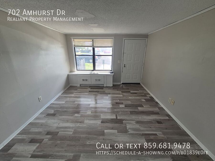 1st image of 702 Amhurst Dr