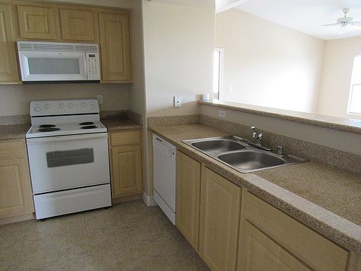 3rd image of 8000 W Badura Ave #2033