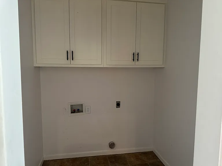 1201 W Lovers Ln — Photo 40