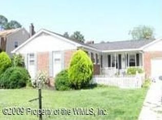 122 Buckingham Dr, Yorktown, VA 23692