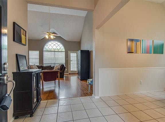 5th image of 4809 Great Divide Dr