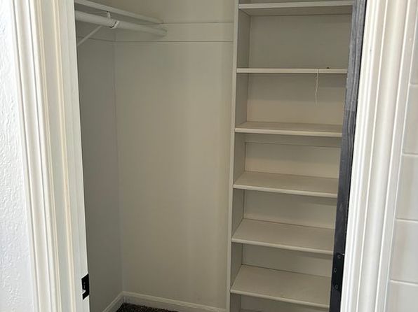 overland-park-kansas-75662995 picture