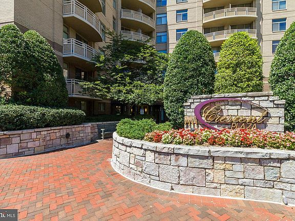 5th image of 7111 Woodmont Ave APT 915