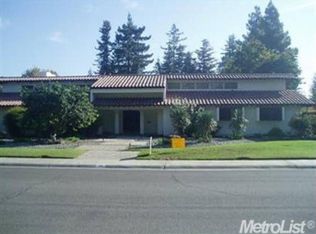 26 W Monte Vista Dr, Woodland, CA