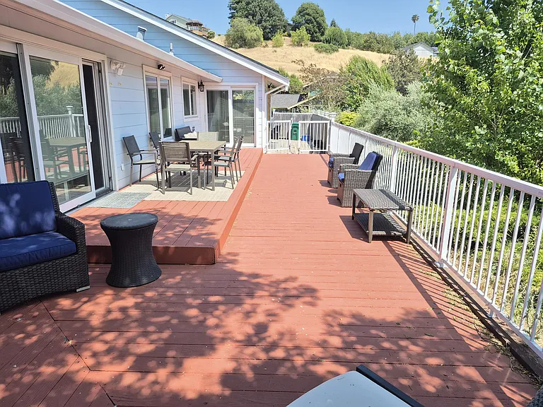 Duperu Dr — Photo 10