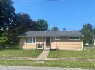 304 Carpenter St, Oneida, NY 13421
