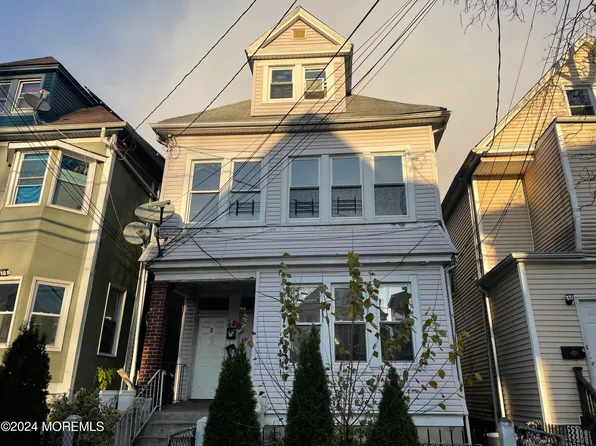 613 Magnolia Avenue, Elizabeth, NJ 07206