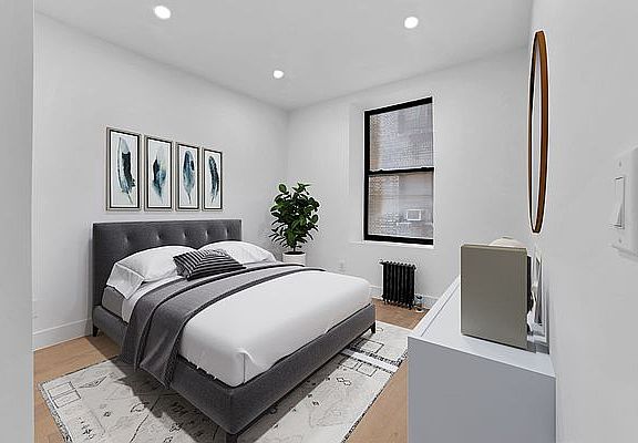 4th image of 740 W End Ave #24Y