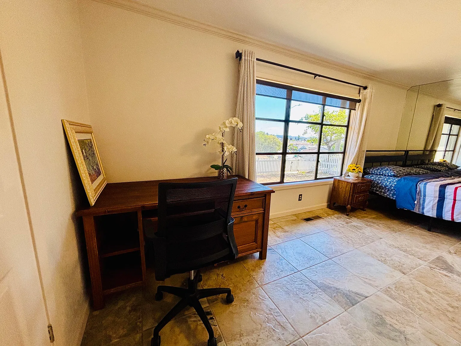 3 bed, 2799 sqft, $1,200 — Photo 2