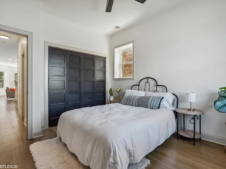 2941 N Lawndale Ave #2 — Photo 12