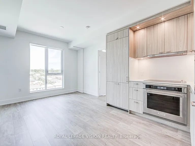 858 Dupont St #710 — Photo 6
