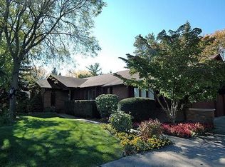 6510 Woodbank Dr, Bloomfield Hills, MI