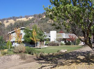 37730 Barberry Ln, Squaw Valley, CA 93675