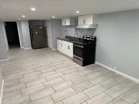 288 W 2nd Ave, Newark, NJ