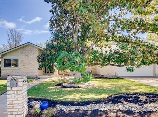 7201 Fence Line Dr, Austin, TX 78749
