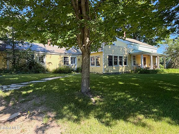 3rd image of 2056 Creek Road