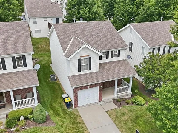 1806 NW 82nd St, Kansas City, MO 64151