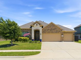 3212 Camden Creek Rd, Krum, TX 76249