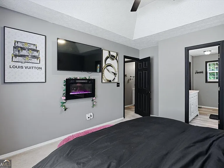 1459 Bridgewater Br — Photo 16